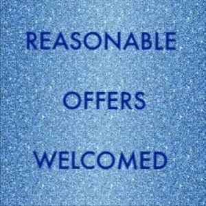 Make me an offer!!! Bundles get special deals ♥️